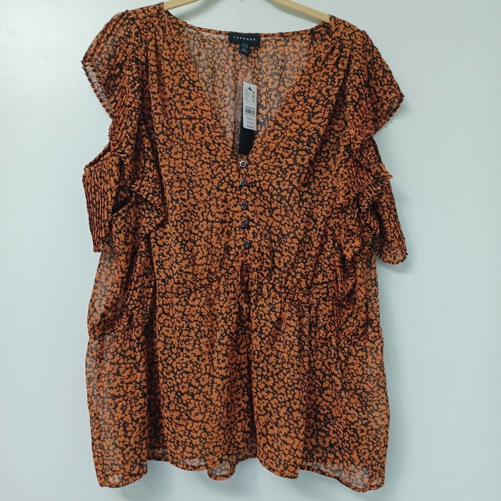 SOLD!--Topshop Animal Print Plisse Blouse, Rusty Brown/Black, Size 14 - Picture 7 of 7